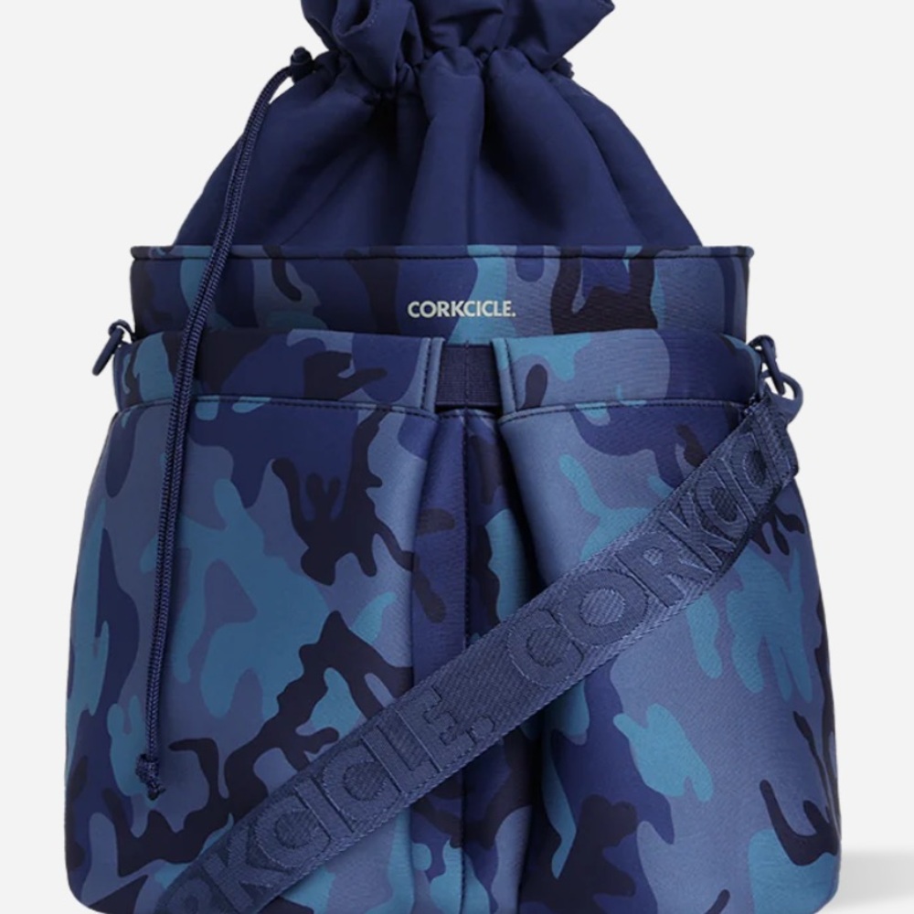 Corkcicle beverage bucket bag
